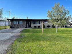 Pre-foreclosure in  E 100 S Rupert, ID 83350