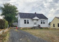 Pre-foreclosure in  18th Ave Lewiston, ID 83501