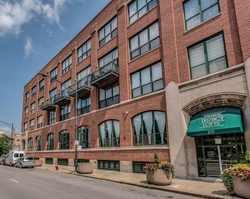 Pre-foreclosure in  S INDIANA AVE  Chicago, IL 60616