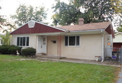 Pre-foreclosure in  SPARROW RD Carpentersville, IL 60110