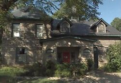 Pre-foreclosure in  Bonnycastle Ter Louisville, KY 40205