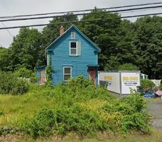 Pre-foreclosure in  RIVER ST Westford, MA 01886