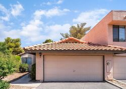 Pre-foreclosure in  LAGUNA VERDE WAY Las Vegas, NV 89121