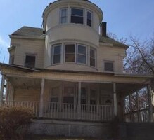 Pre-foreclosure in  WASHINGTON ST East Orange, NJ 07017