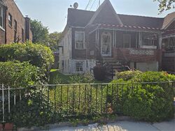 Pre-foreclosure in  E 88th St Brooklyn, NY 11236