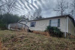  E Meadow Trl, Connellys Springs NC