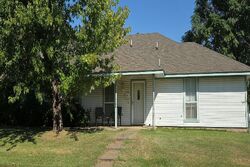  S Rusk St, Sherman TX