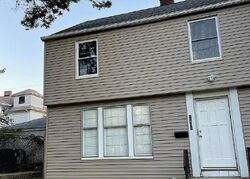 Pre-foreclosure in  Continental Ave Cleveland, OH 44104