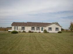 Pre-foreclosure in  Hoover Rd Ashville, OH 43103