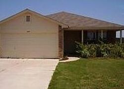Pre-foreclosure in  MITCHELL DR Hutto, TX 78634