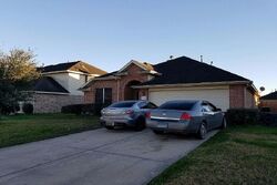 Pre-foreclosure in  LARK POINT CT Houston, TX 77044
