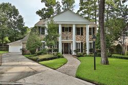 Pre-foreclosure in  Willow Walk St Houston, TX 77069