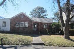 Pre-foreclosure in  LECKIE ST Portsmouth, VA 23704
