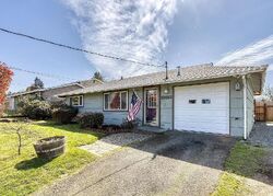 Pre-foreclosure in  Se 168th St Renton, WA 98058