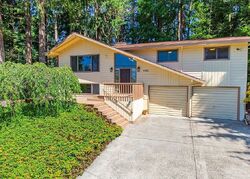 Pre-foreclosure in  36th St E Puyallup, WA 98371