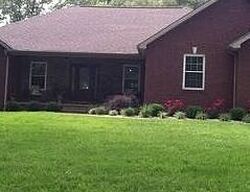 Pre-foreclosure in  Treehaven Ct Elizabethtown, KY 42701