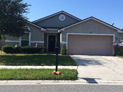 Pre-foreclosure in  Riverstone Way Jacksonville, FL 32218