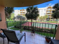 Pre-foreclosure in  Fontainebleau Blvd  Miami, FL 33172