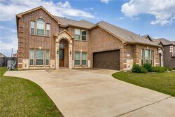 Pre-foreclosure in  Chappellet St Kennedale, TX 76060