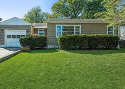 Pre-foreclosure in  SHADY LN Wonder Lake, IL 60097