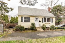  Shaw Rd, Brockton MA