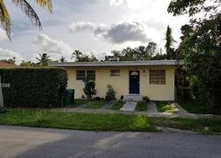 Pre-foreclosure in  Sw 42nd Ter Miami, FL 33155