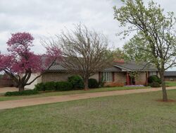  W Commerce Rd, Clinton OK