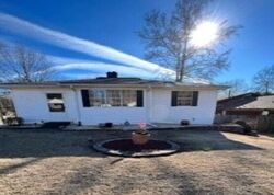 Pre-foreclosure in  5th St S Bessemer, AL 35020