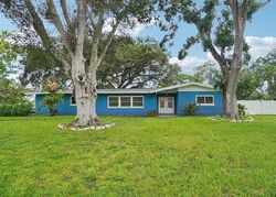Pre-foreclosure in  Robinhood Ln Clearwater, FL 33764