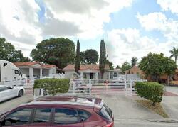  E 19th St, Hialeah FL