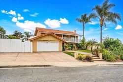 Pre-foreclosure Listing in MAVERICK PL BONITA, CA 91902