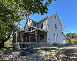 Pre-foreclosure in  SAXONBURG BLVD Pittsburgh, PA 15238