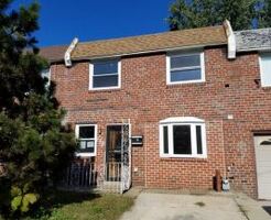 Pre-foreclosure in  GLEN COVE RD Darby, PA 19023