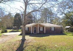 Pre-foreclosure in  LOCKWOOD DR Grand Bay, AL 36541