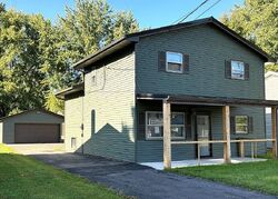 Pre-foreclosure in  WASHINGTON AVE Newton Falls, OH 44444