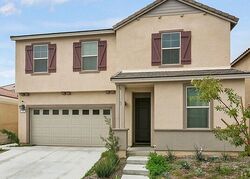 Pre-foreclosure in  N Pinewood Ave Rialto, CA 92376