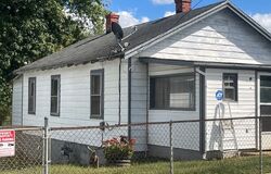 Pre-foreclosure in  New Hope Rd Waynesboro, VA 22980