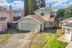 Pre-foreclosure in  4TH ST Lincoln, CA 95648