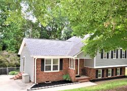  Newgate Dr, Simpsonville SC