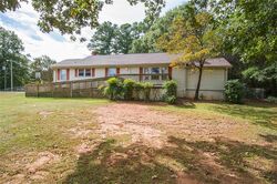Pre-foreclosure in  Airline Rd Anderson, SC 29624