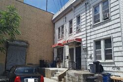  Linnaeus Pl, Flushing NY