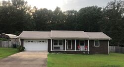 Pre-foreclosure in  ROCKY RD Sylacauga, AL 35151