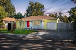 Pre-foreclosure in  W EUCLID AVE Stockton, CA 95204