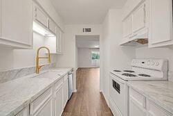 Pre-foreclosure in  Post Office St  Galveston, TX 77550