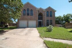 Pre-foreclosure in  Orland Park Cir Fort Worth, TX 76137