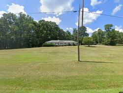 Pre-foreclosure in  Highway 221 S Laurens, SC 29360