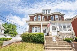Pre-foreclosure in  W Wilkes Barre St Easton, PA 18042