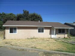 Pre-foreclosure in  Arboga Rd APT A Olivehurst, CA 95961