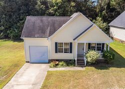 Pre-foreclosure in  Loch Lomond Cir Concord, NC 28025