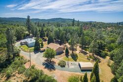 Pre-foreclosure in  Thomas Way Oregon House, CA 95962